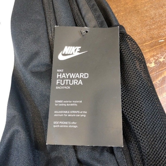 nike sportswear hayward futura 2.0 rose gold